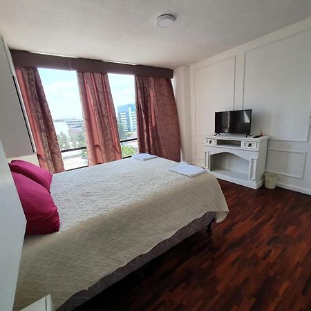Apartamento Avenida Reforma Ciudad De Guatemala ภายนอก รูปภาพ
