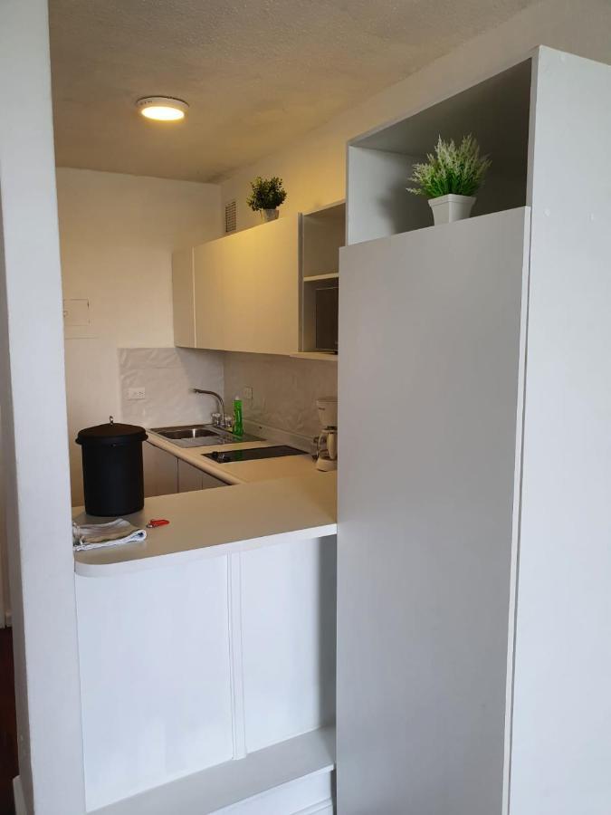 Apartamento Avenida Reforma Ciudad De Guatemala ภายนอก รูปภาพ